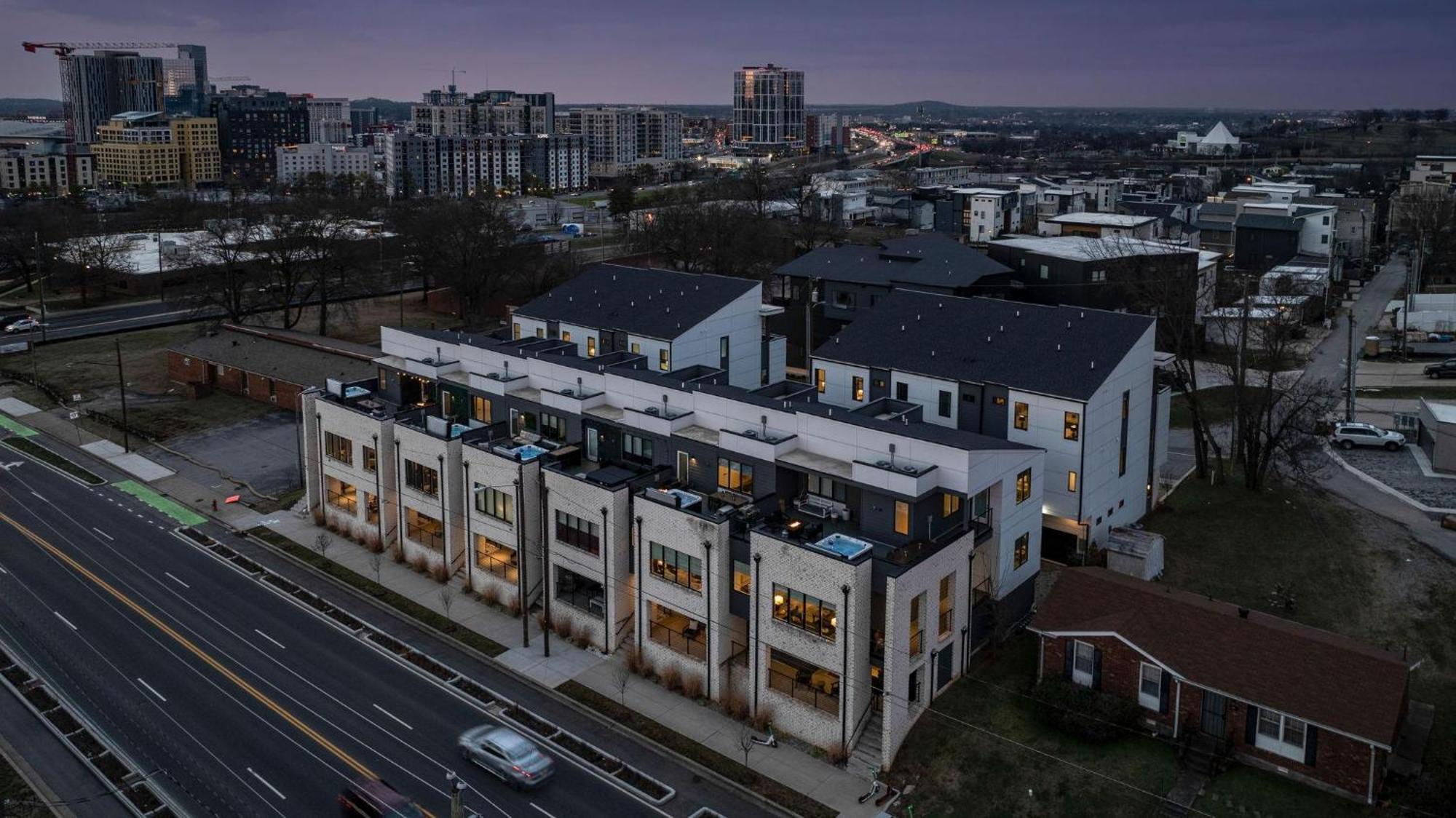 Edgehill Duo - 2 Townhomes - Mins Vanderbilt University Nashville Exterior photo