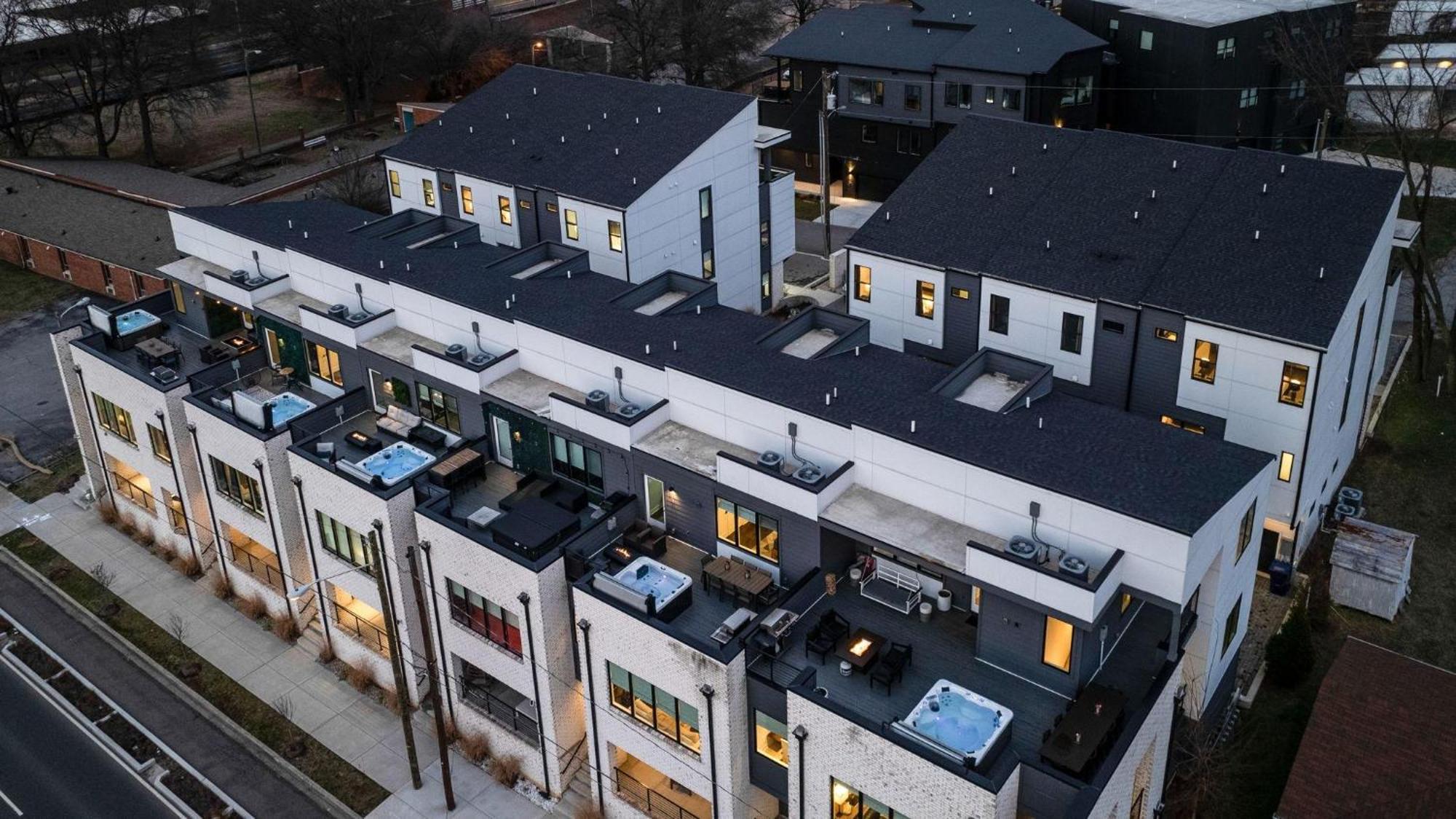 Edgehill Duo - 2 Townhomes - Mins Vanderbilt University Nashville Exterior photo
